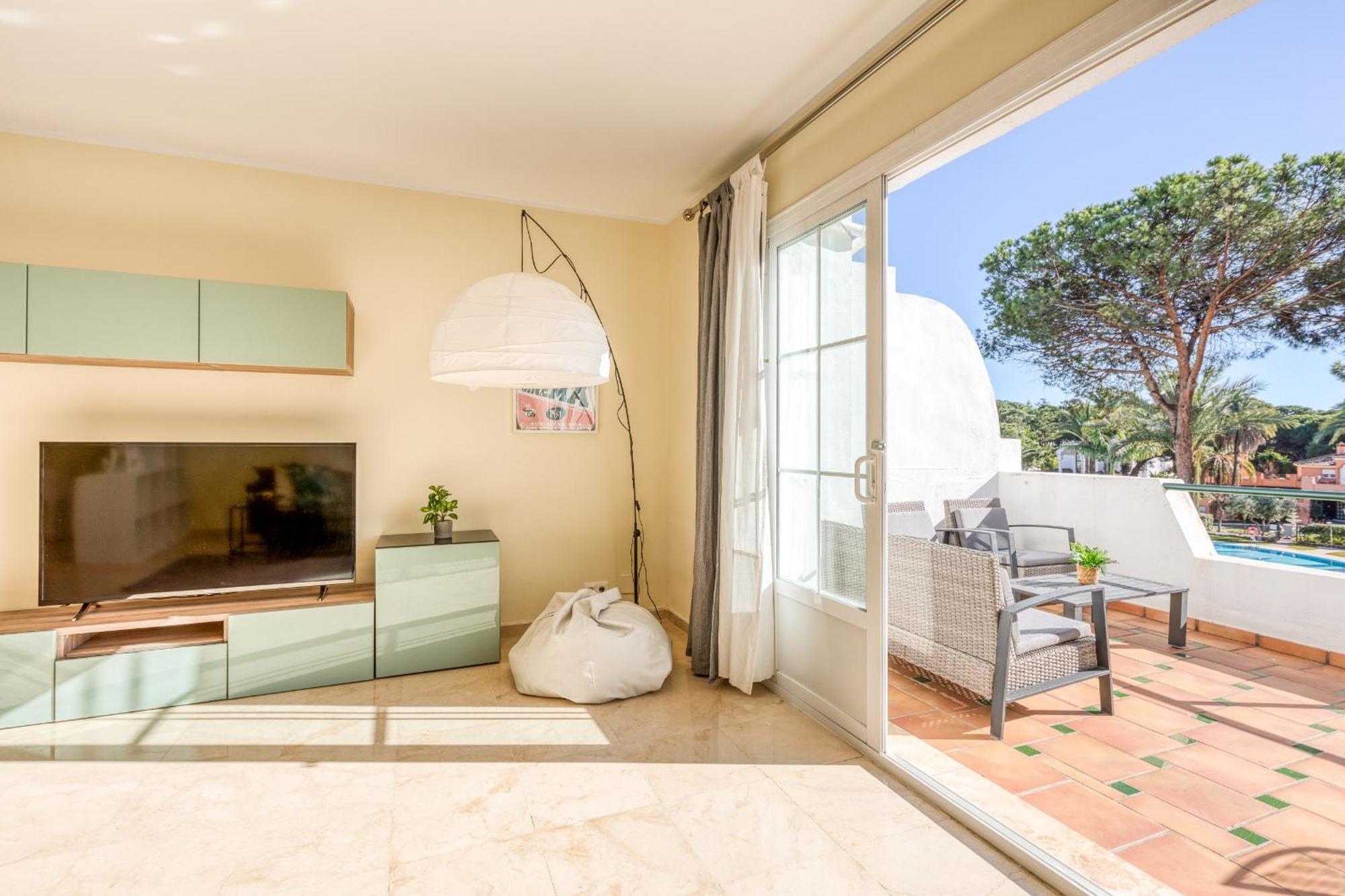 Life El Presidente Penthouse Pool View Apartment Estepona Exterior photo