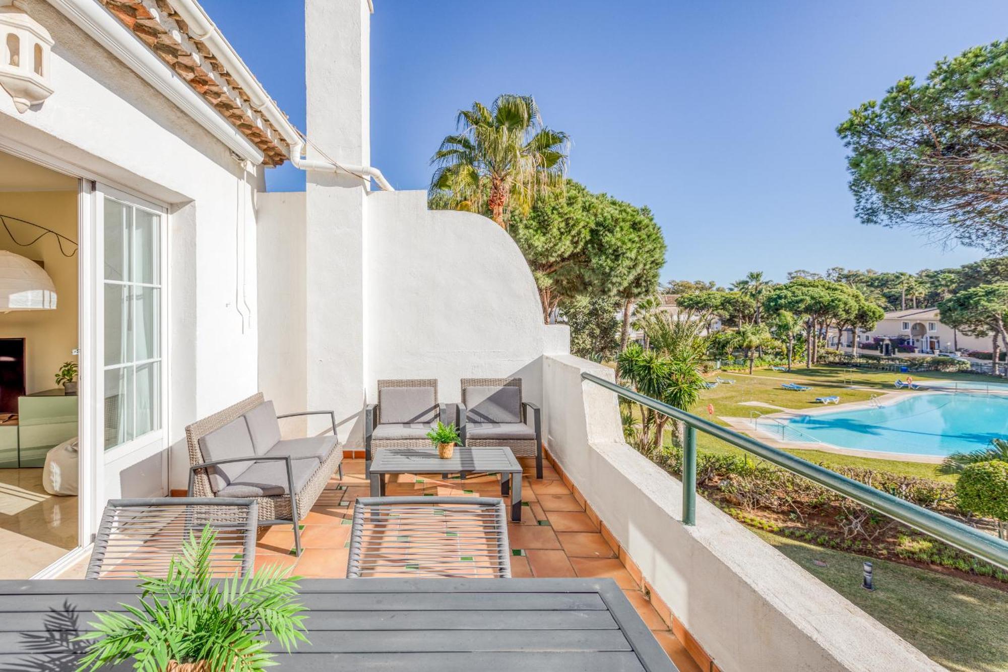 Life El Presidente Penthouse Pool View Apartment Estepona Exterior photo