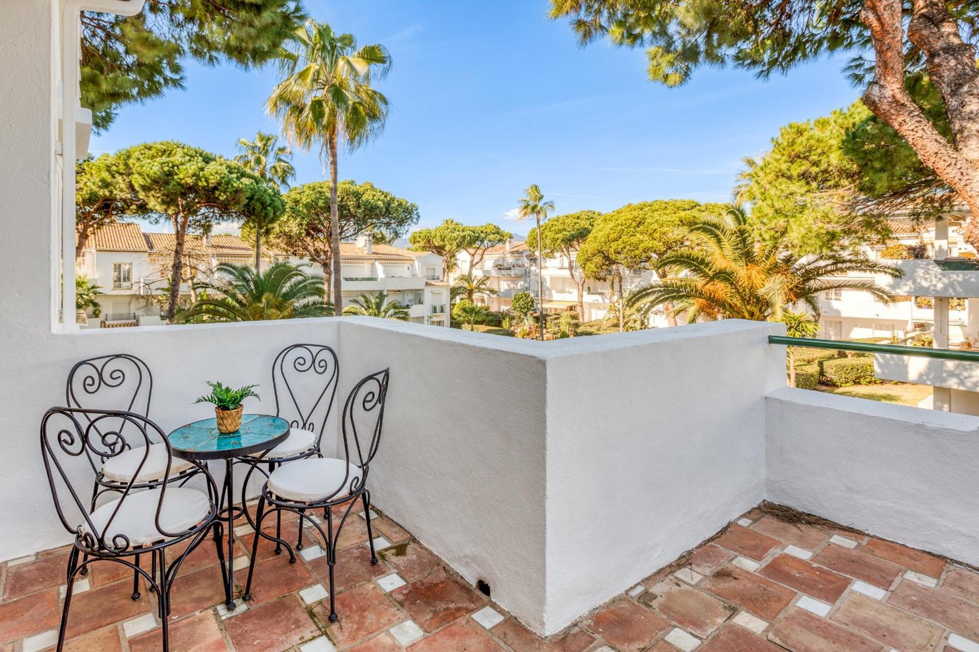 Life El Presidente Penthouse Pool View Apartment Estepona Exterior photo